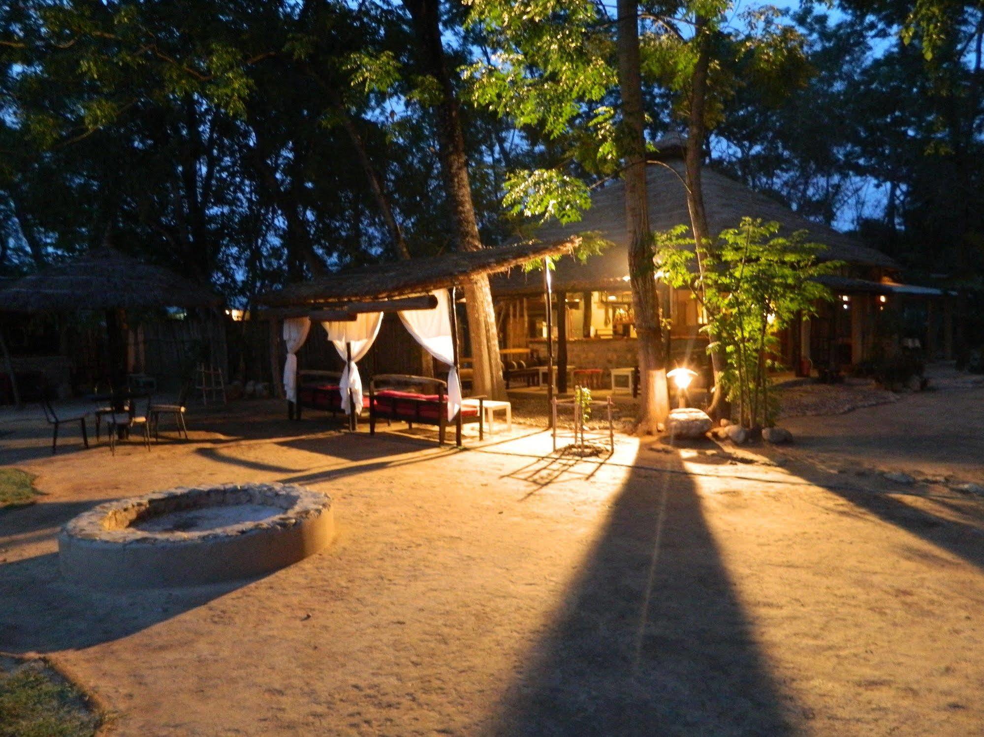 Machan Country Villa Kumarwarti Exteriér fotografie